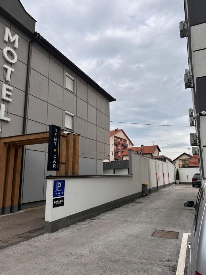 Motel Centar 比耶利纳 外观 照片