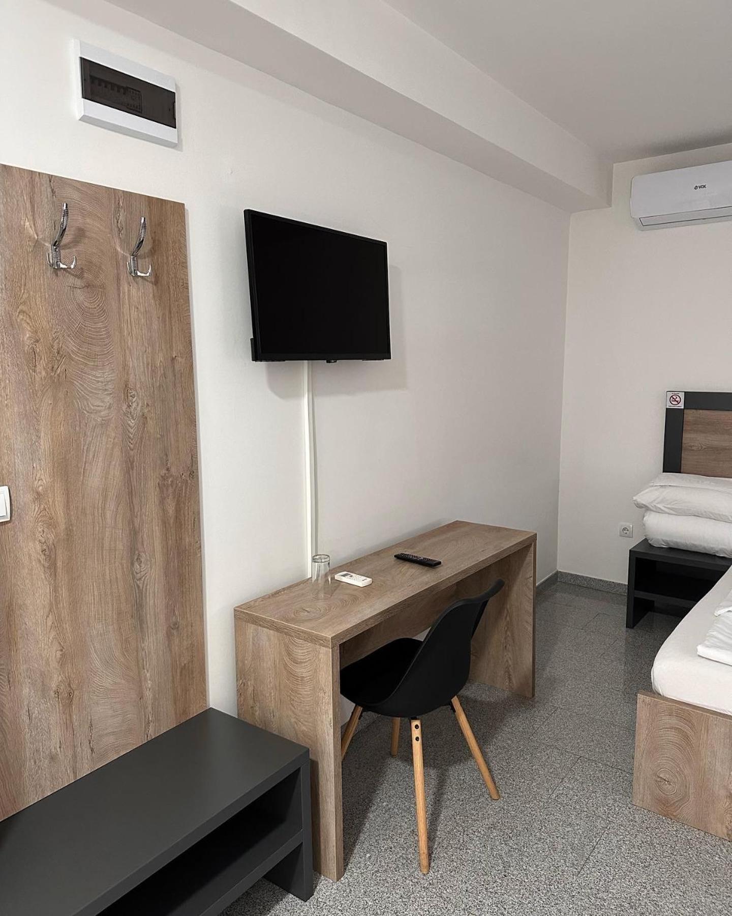 Motel Centar 比耶利纳 外观 照片