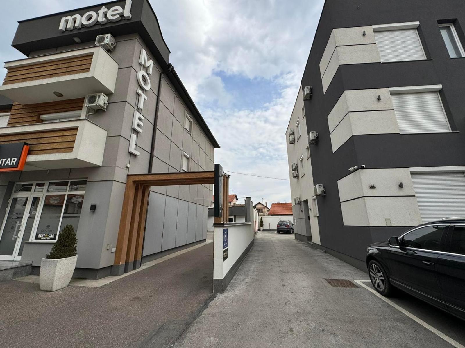 Motel Centar 比耶利纳 外观 照片