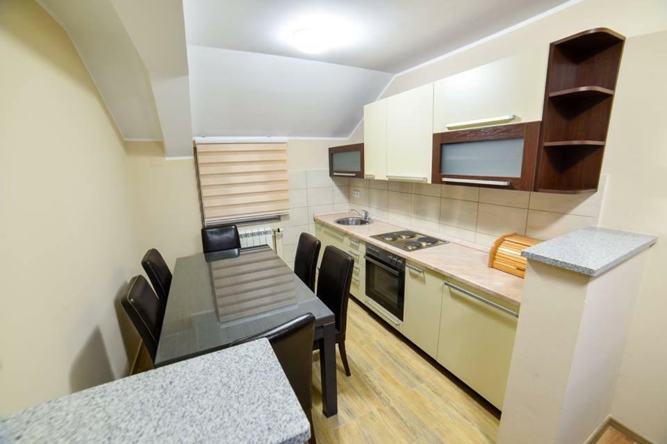 Motel Centar 比耶利纳 外观 照片